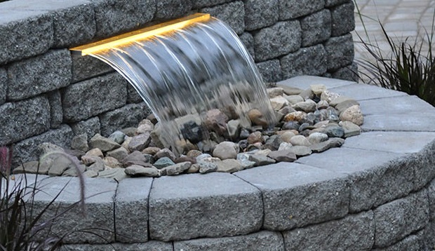 formal spillway